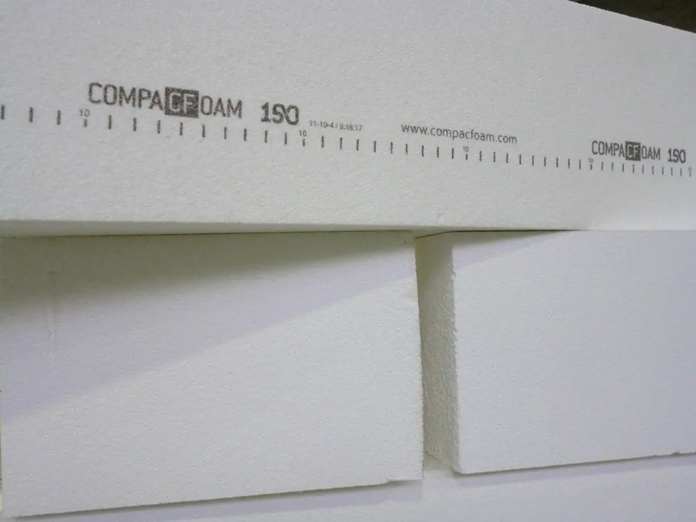 CF - Metallbau - Lieferformen - Montagestangen oder -würfel