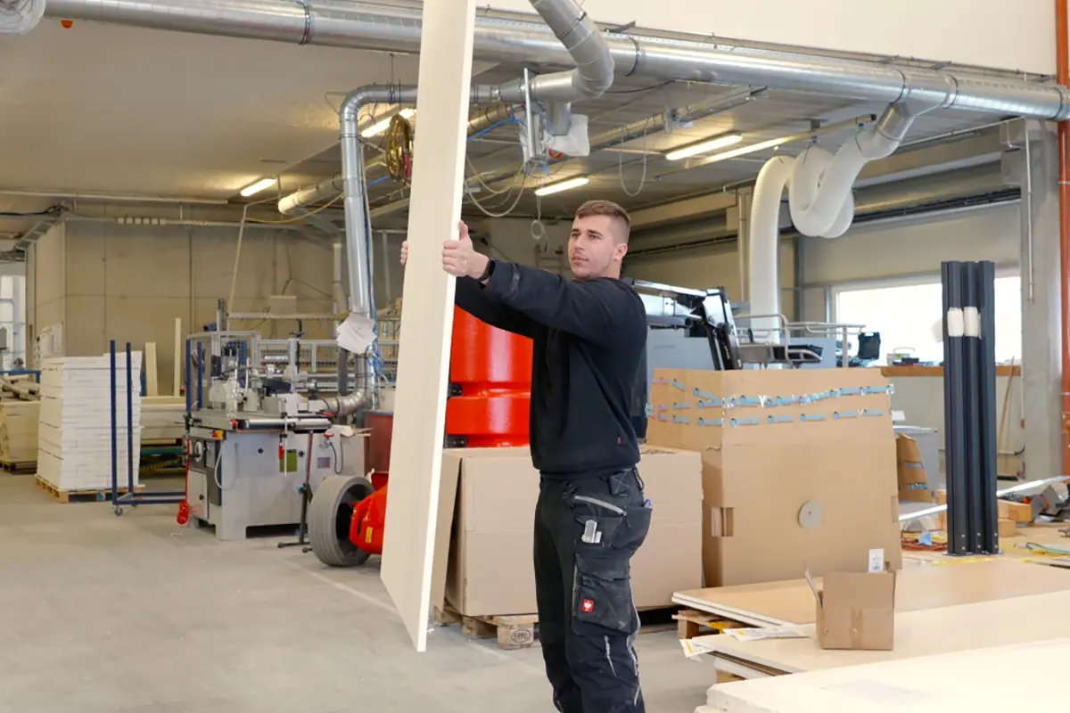 CF- Möbelbau - Anwendungen - Leicht