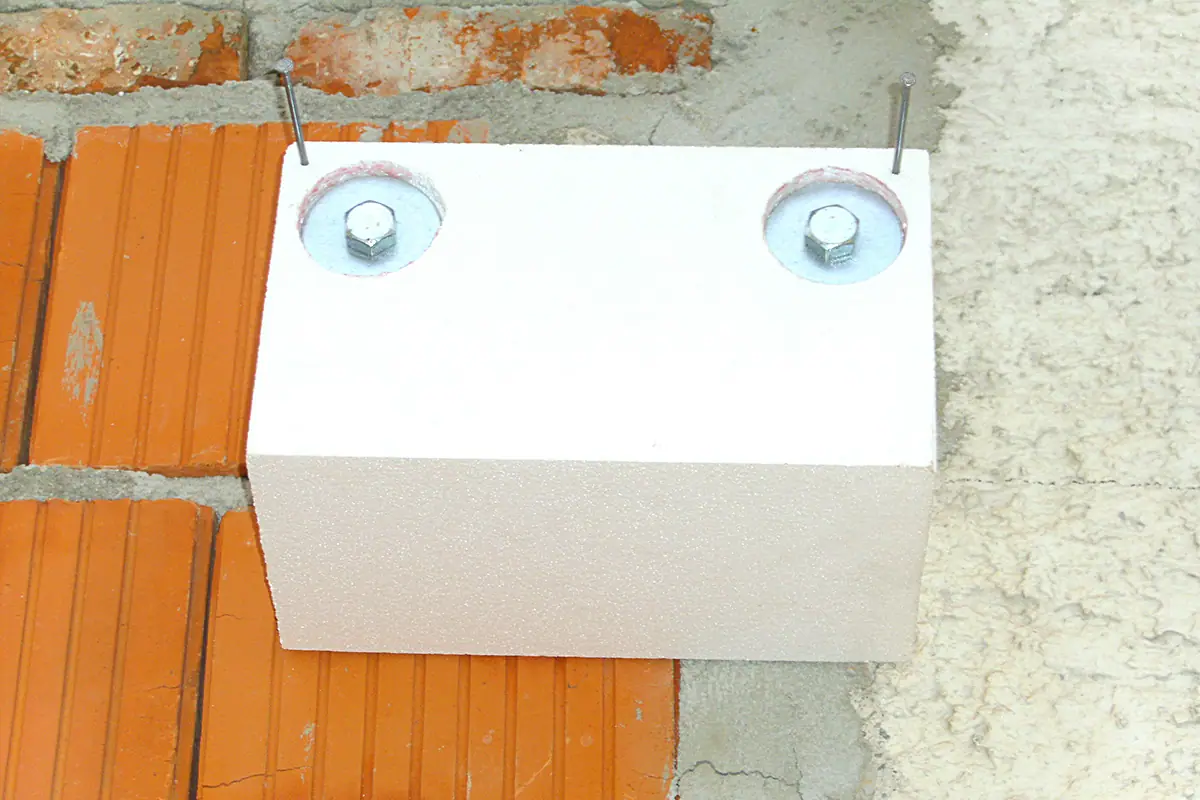 CF - Sonnenschutz - Lieferform - Montagestangen oder -würfel